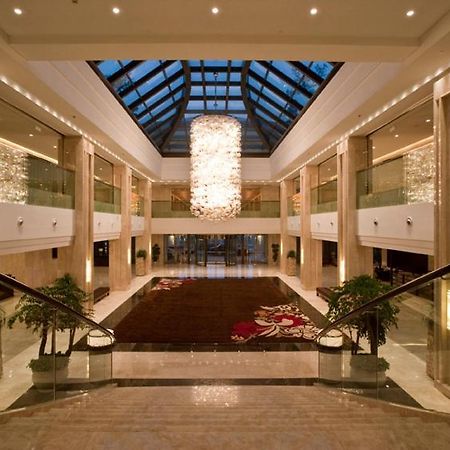 Howard Johnson Tongfang Plaza Zhuji Zhuji  Интерьер фото