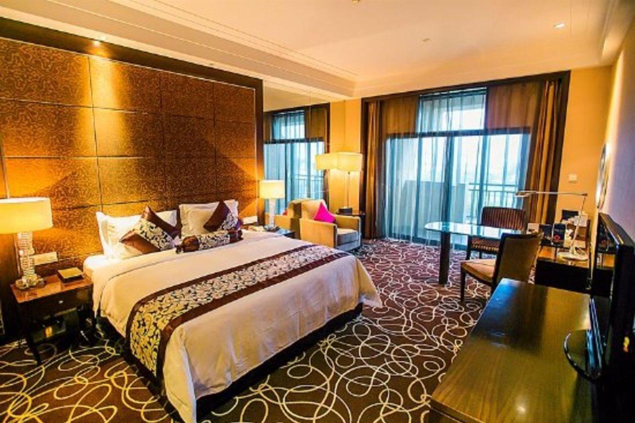 Howard Johnson Tongfang Plaza Zhuji Zhuji  Экстерьер фото
