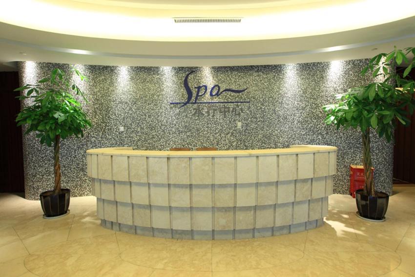 Howard Johnson Tongfang Plaza Zhuji Zhuji  Экстерьер фото