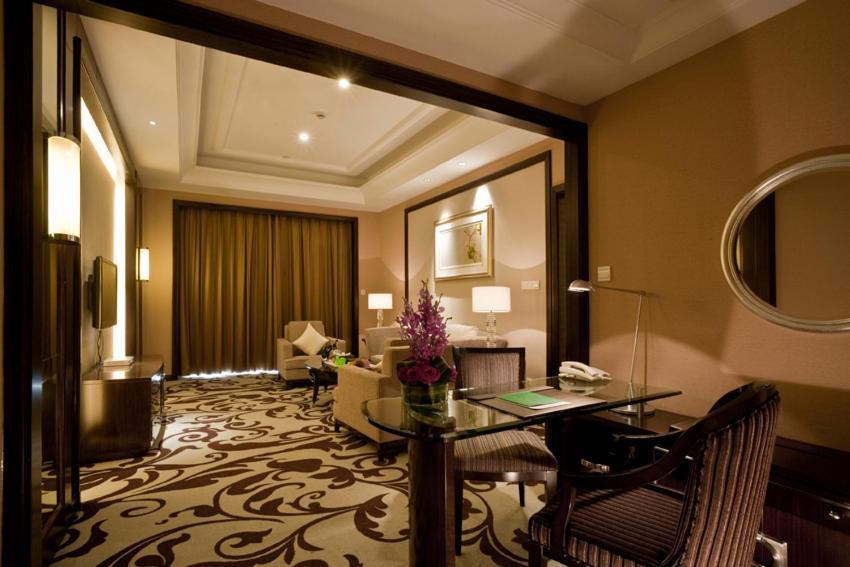 Howard Johnson Tongfang Plaza Zhuji Zhuji  Номер фото