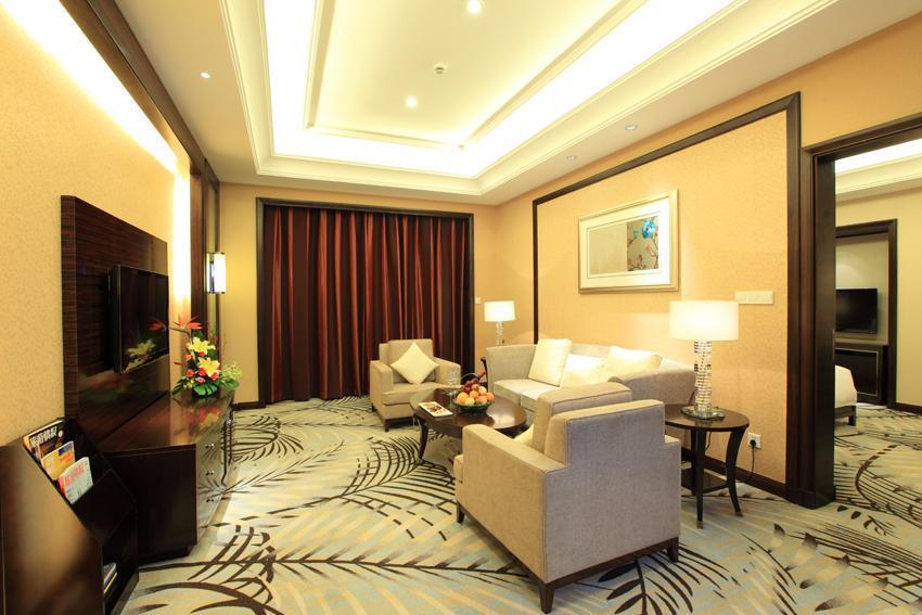 Howard Johnson Tongfang Plaza Zhuji Zhuji  Экстерьер фото